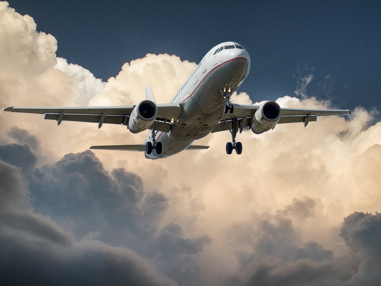 economie-usa-baisse-des-prix-des-billets-d'avion